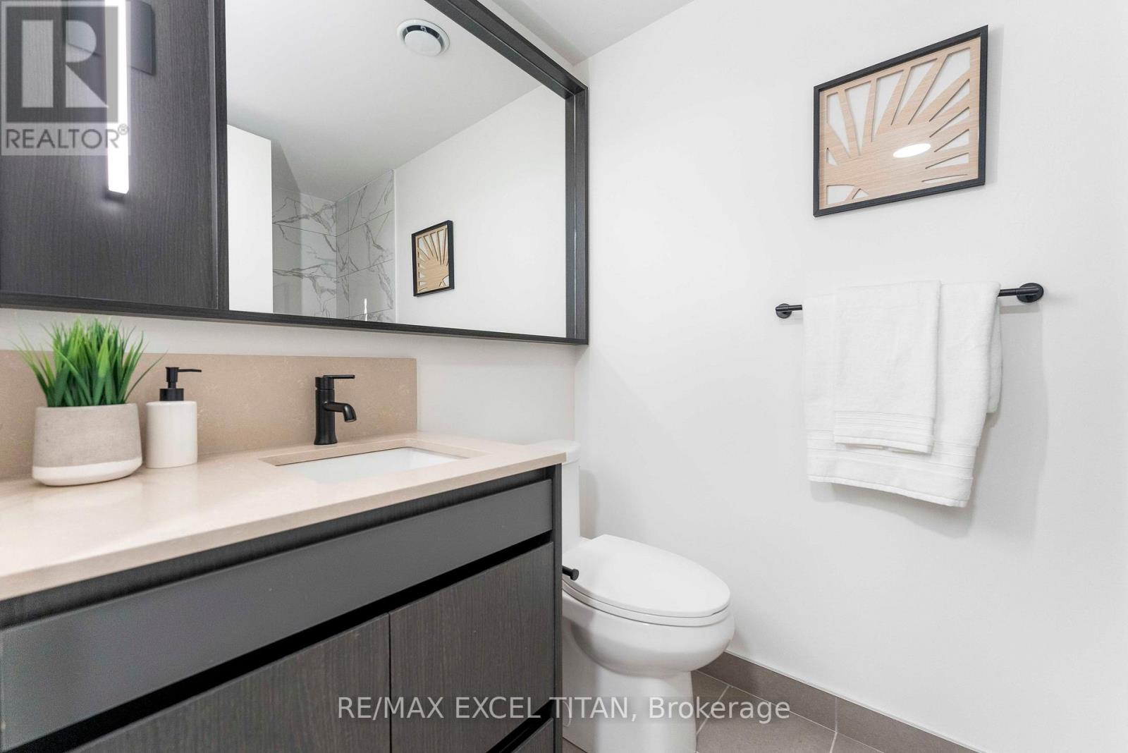 611 - 5 Lakeview Avenue Property Photo 10