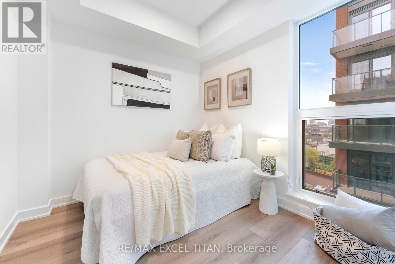 611 - 5 Lakeview Avenue Property Photo 15