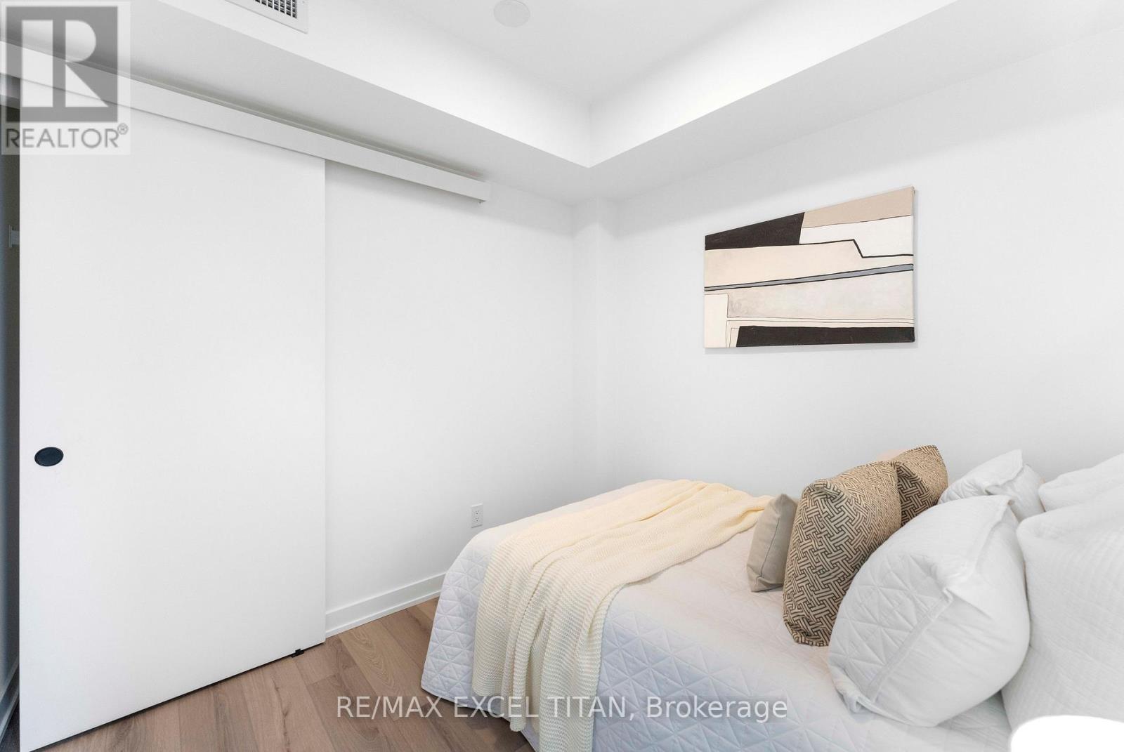 611 - 5 Lakeview Avenue Property Photo 16