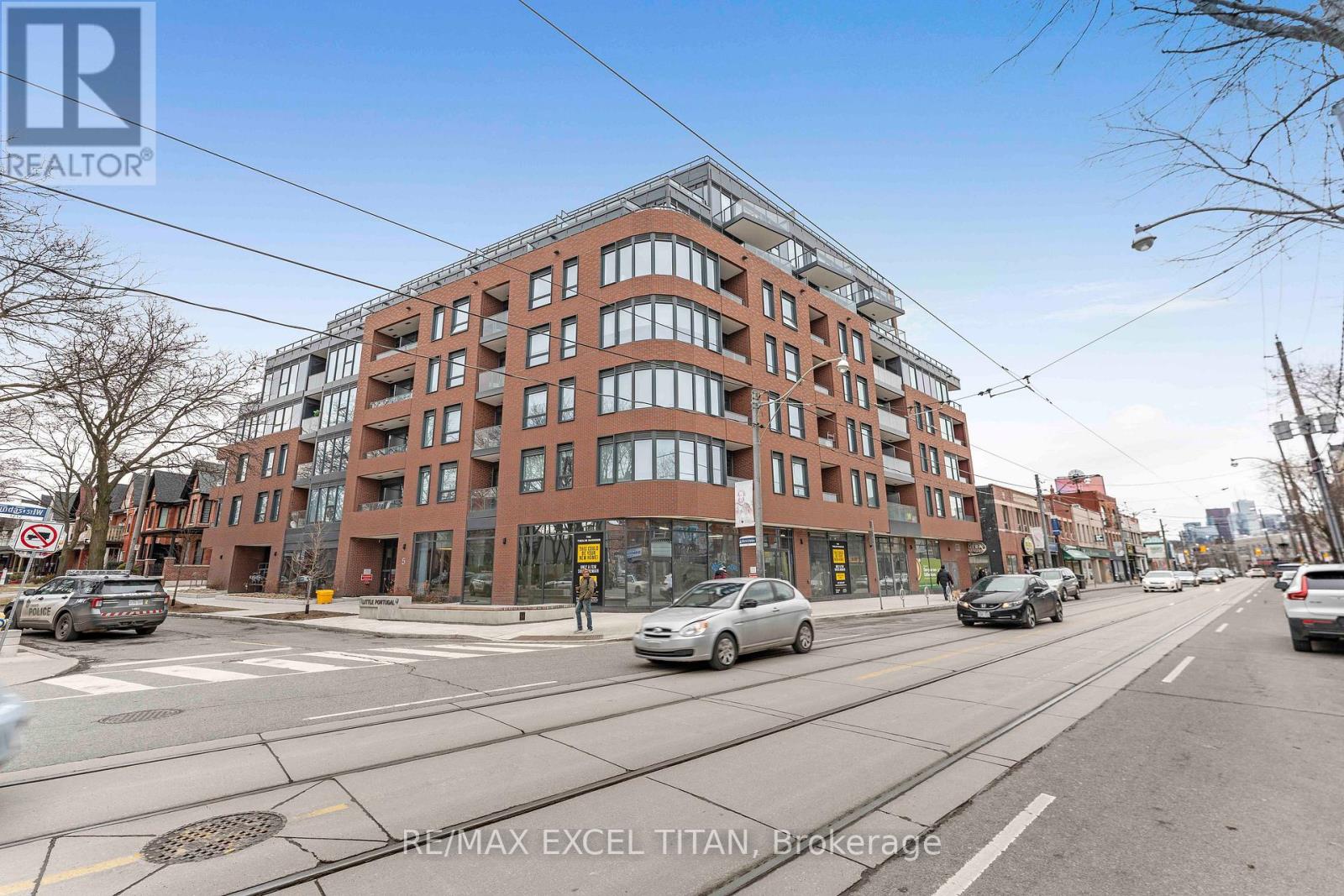 611 - 5 Lakeview Avenue Property Photo 42