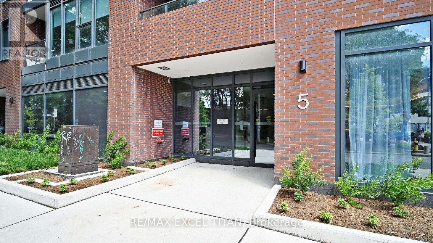 416 - 5 Lakeview Avenue Property Photo 2