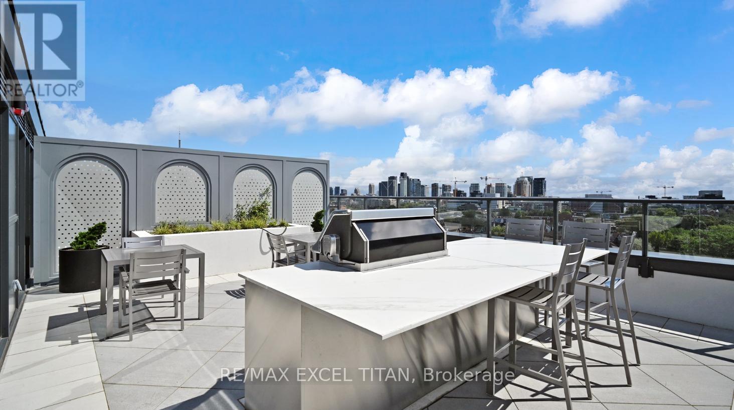 416 - 5 Lakeview Avenue Property Photo 36