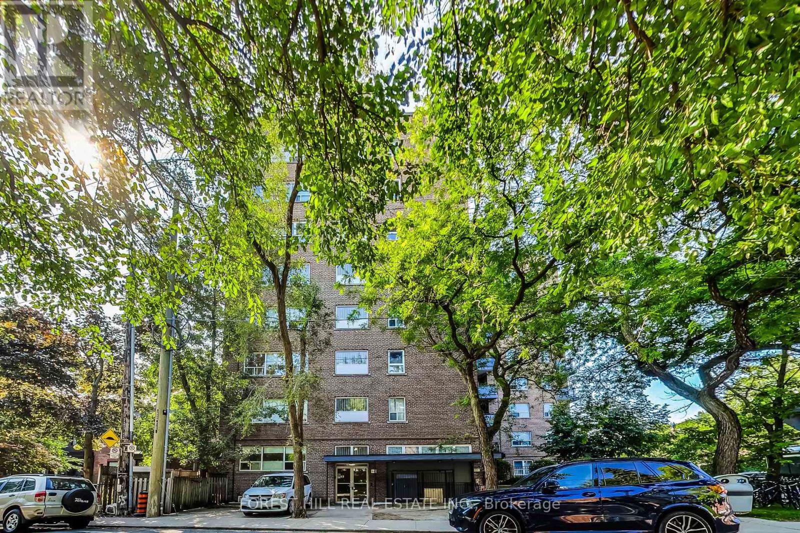 501 - 291 Avenue Road Property Photo 2