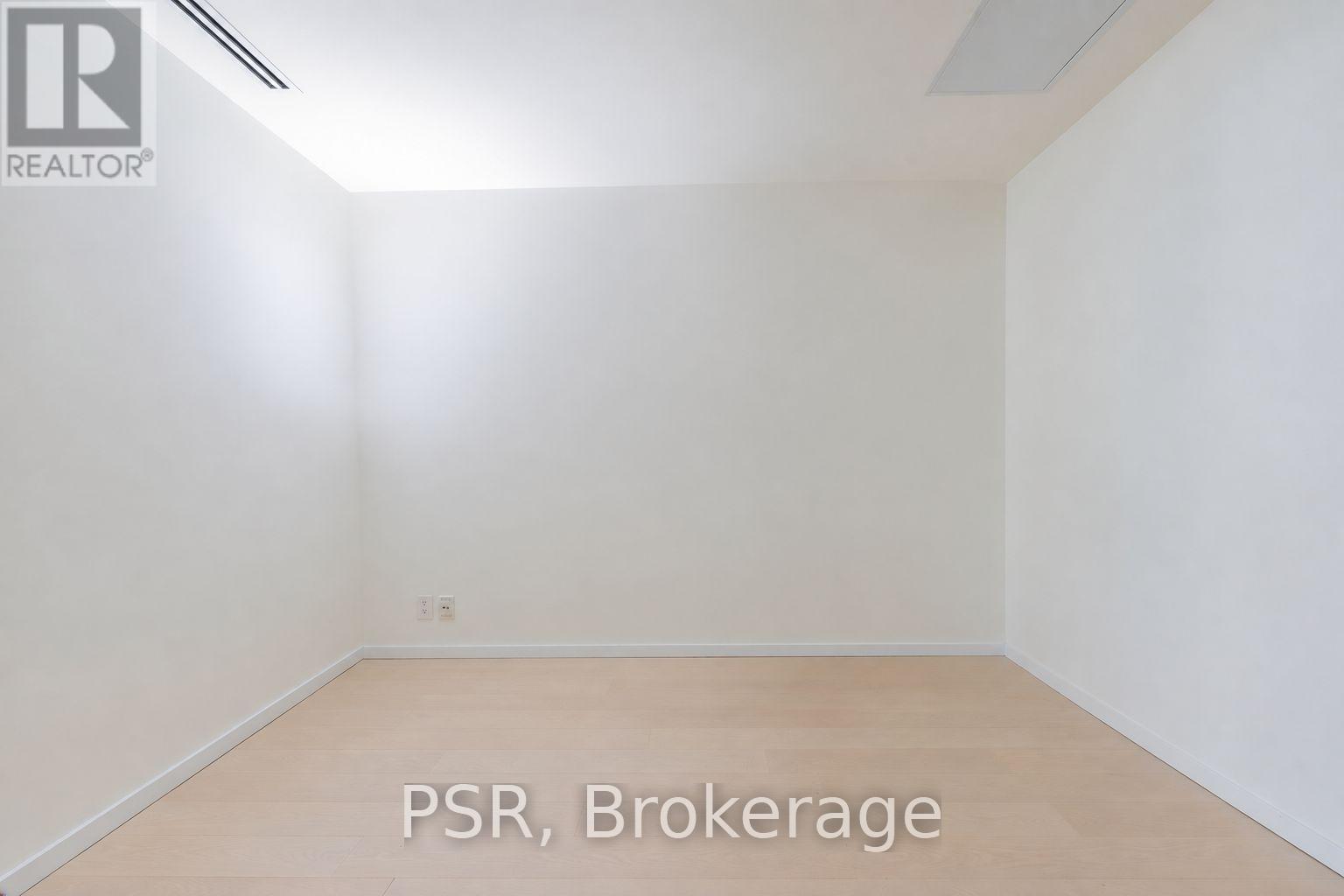 3505 - 180 University Avenue Property Photo 6