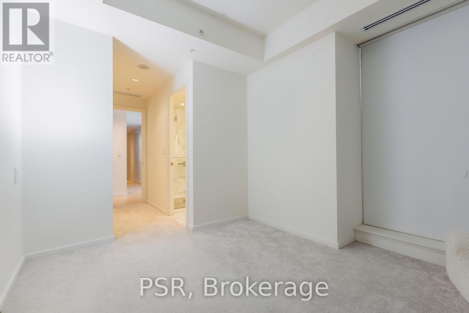 3505 - 180 University Avenue Property Photo 14