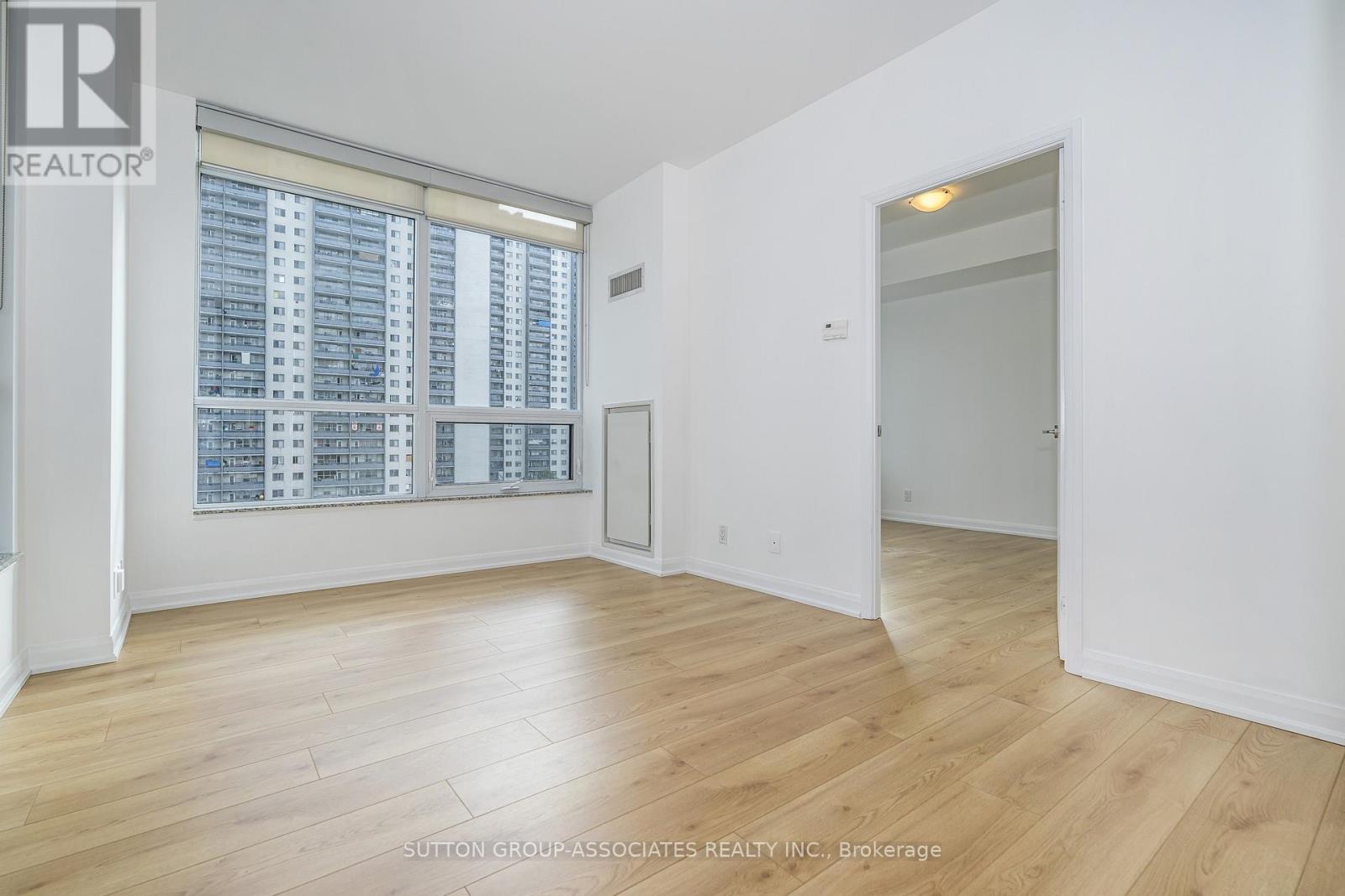 703 - 500 Sherbourne Street Property Photo 15