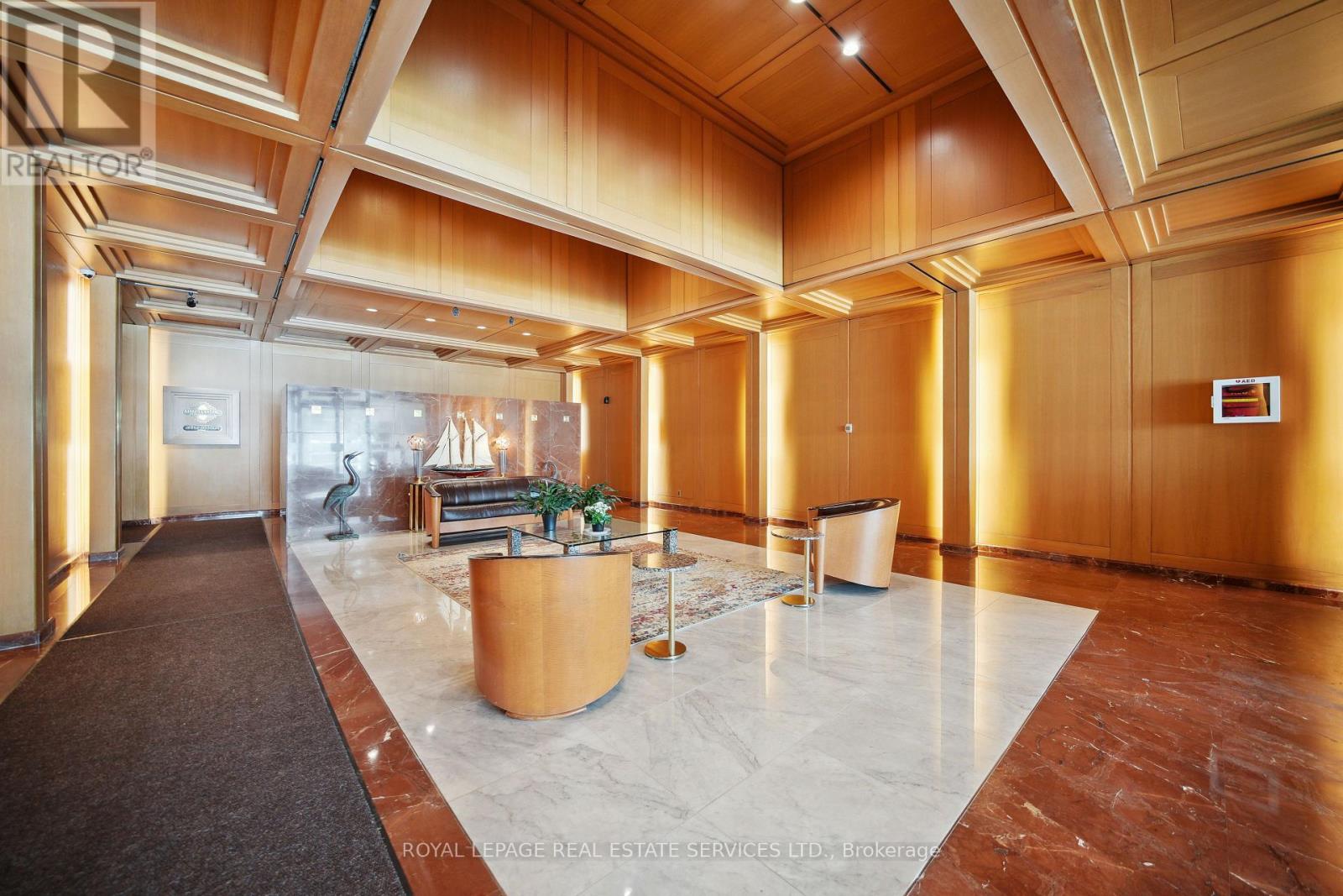601 - 480 Queens Quay W Property Photo 3