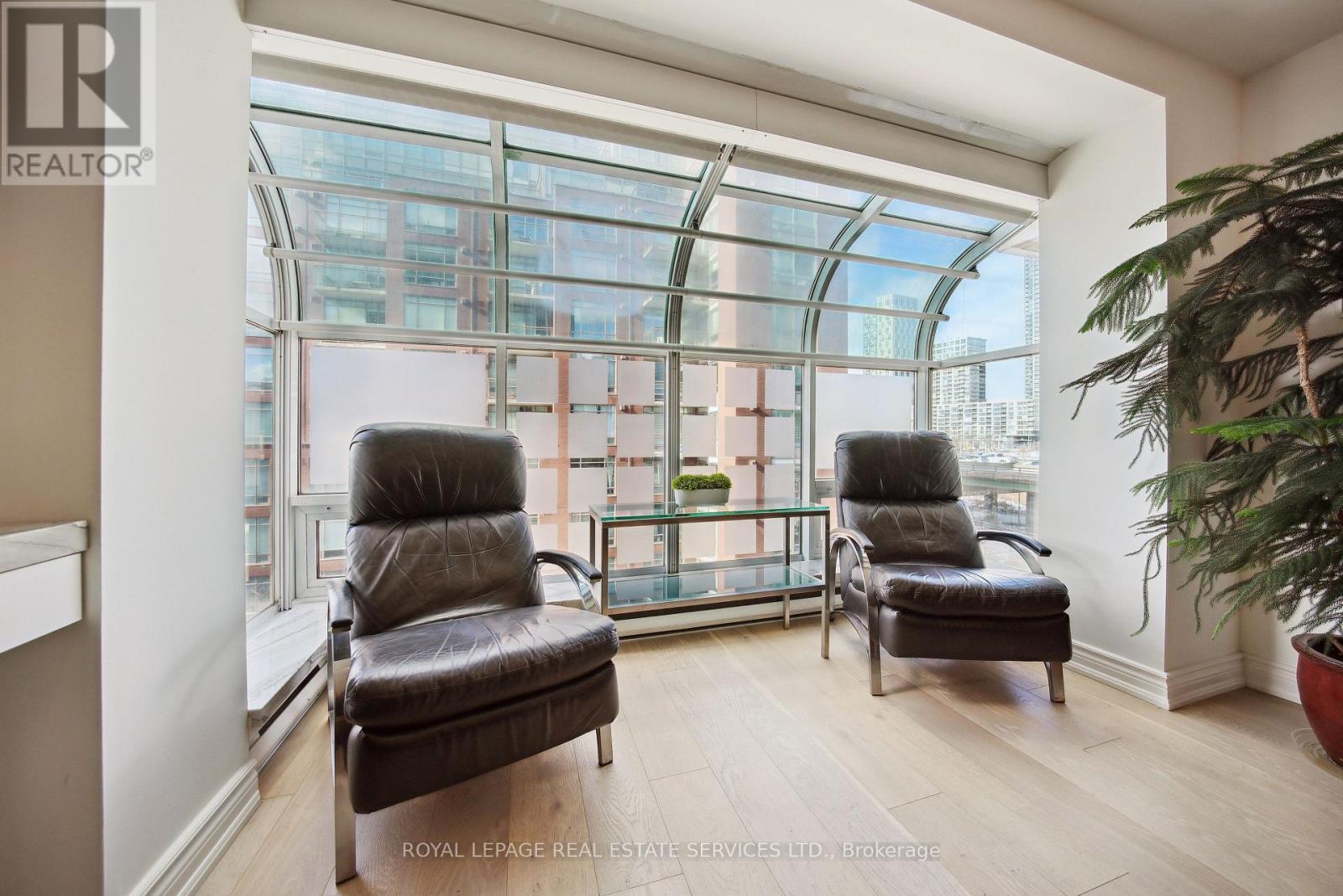 601 - 480 Queens Quay W Property Photo 20