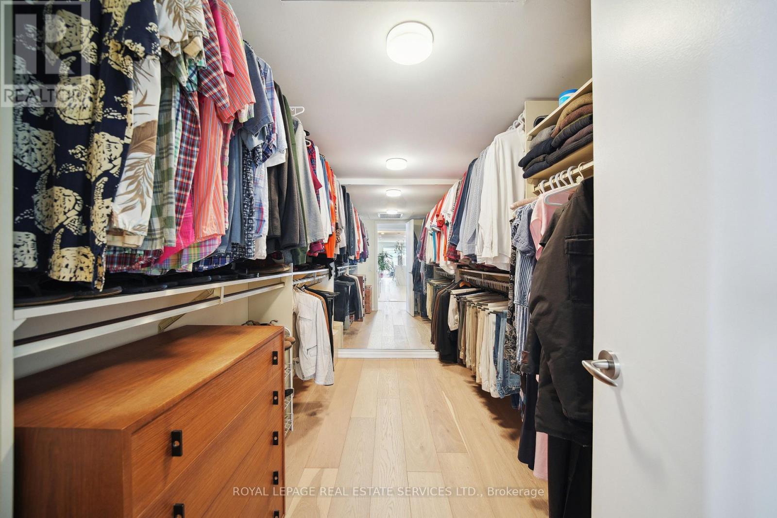 601 - 480 Queens Quay W Property Photo 32