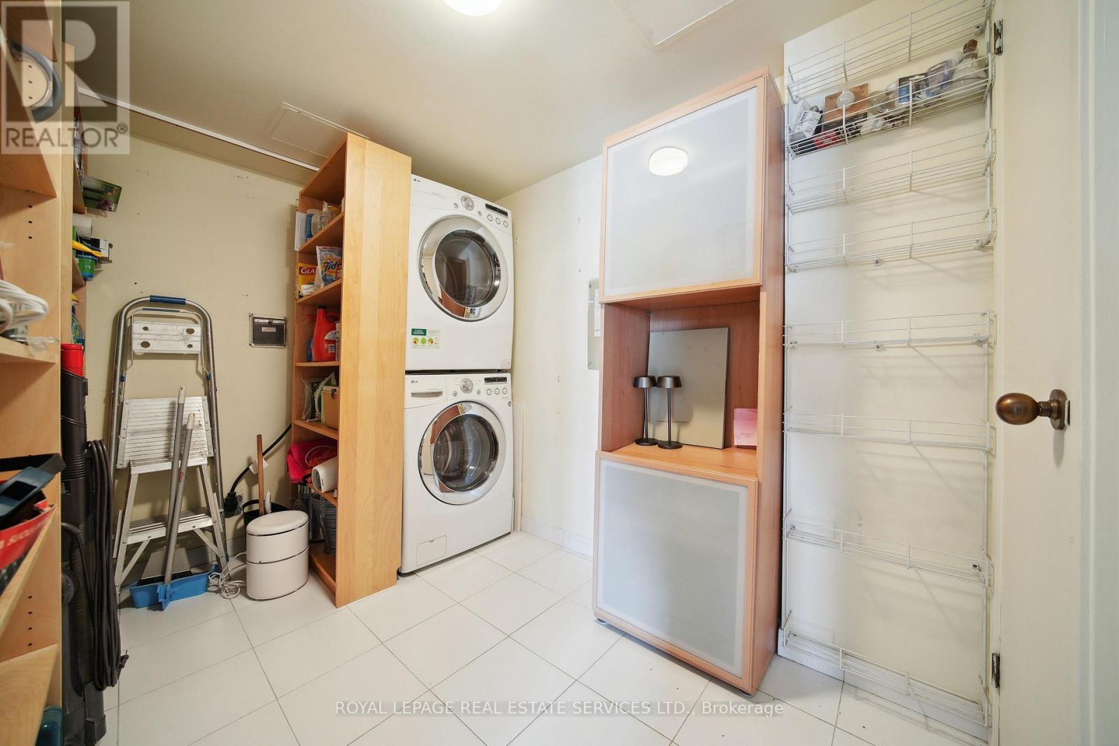 601 - 480 Queens Quay W Property Photo 33