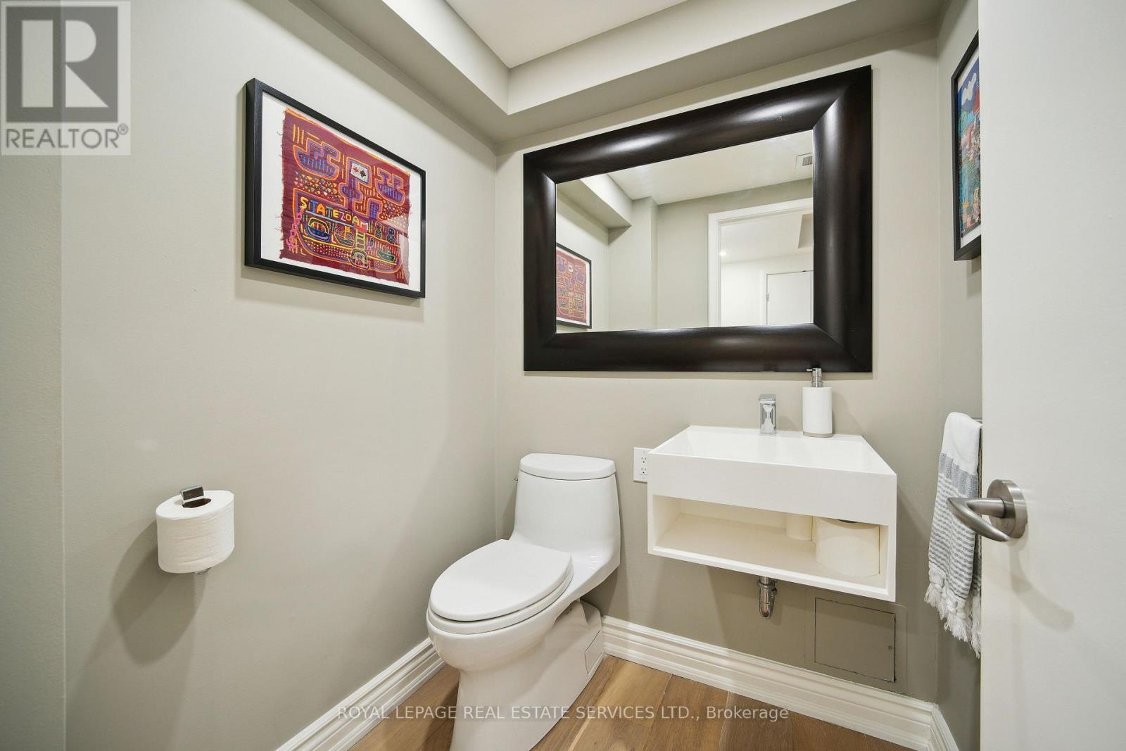 601 - 480 Queens Quay W Property Photo 40