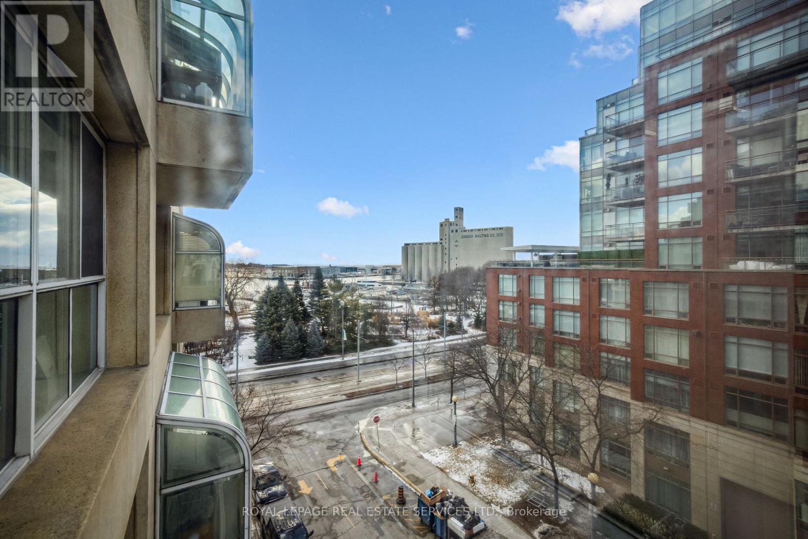 601 - 480 Queens Quay W Property Photo 41