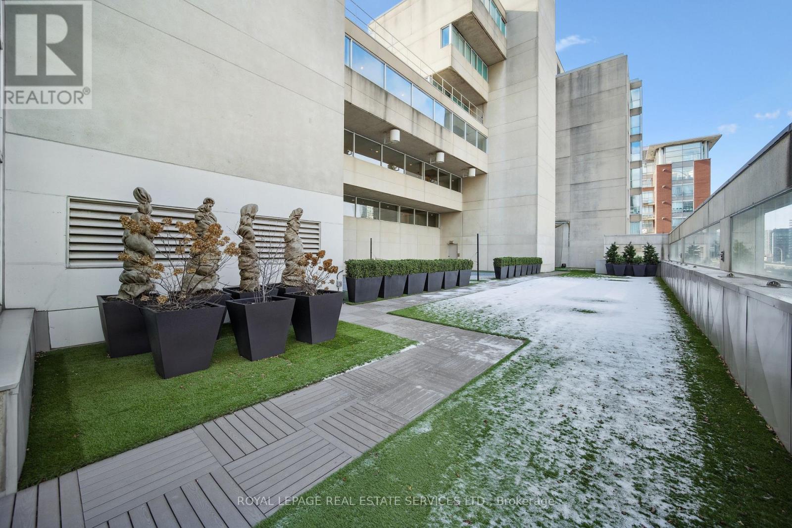 601 - 480 Queens Quay W Property Photo 47