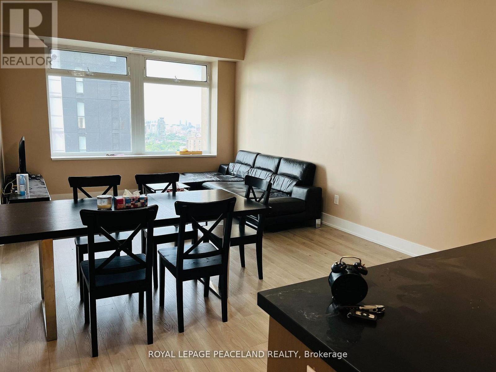 1607 - 111 St. Clair Avenue W Property Photo 12