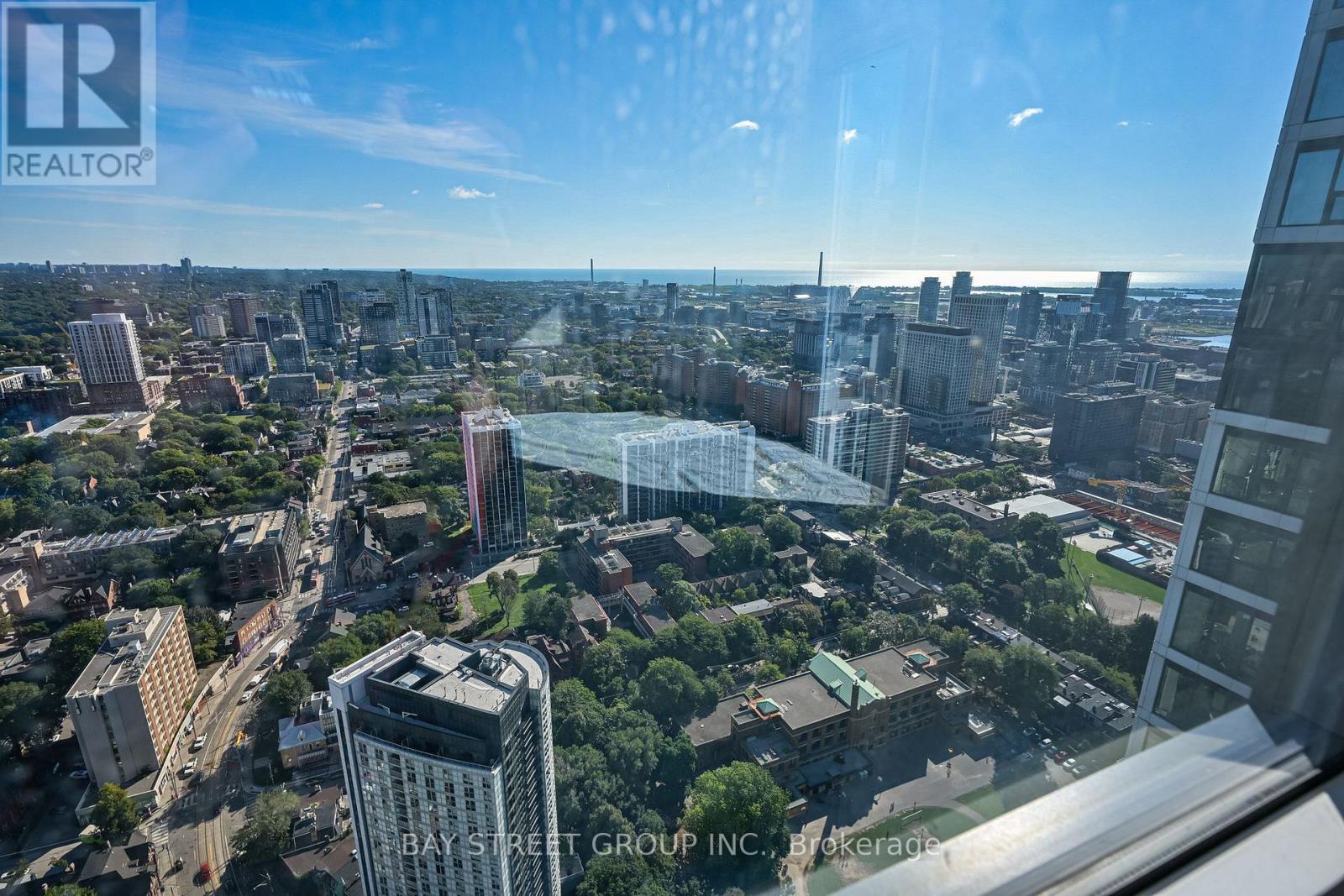 4703 - 251 Jarvis Street Property Photo 2