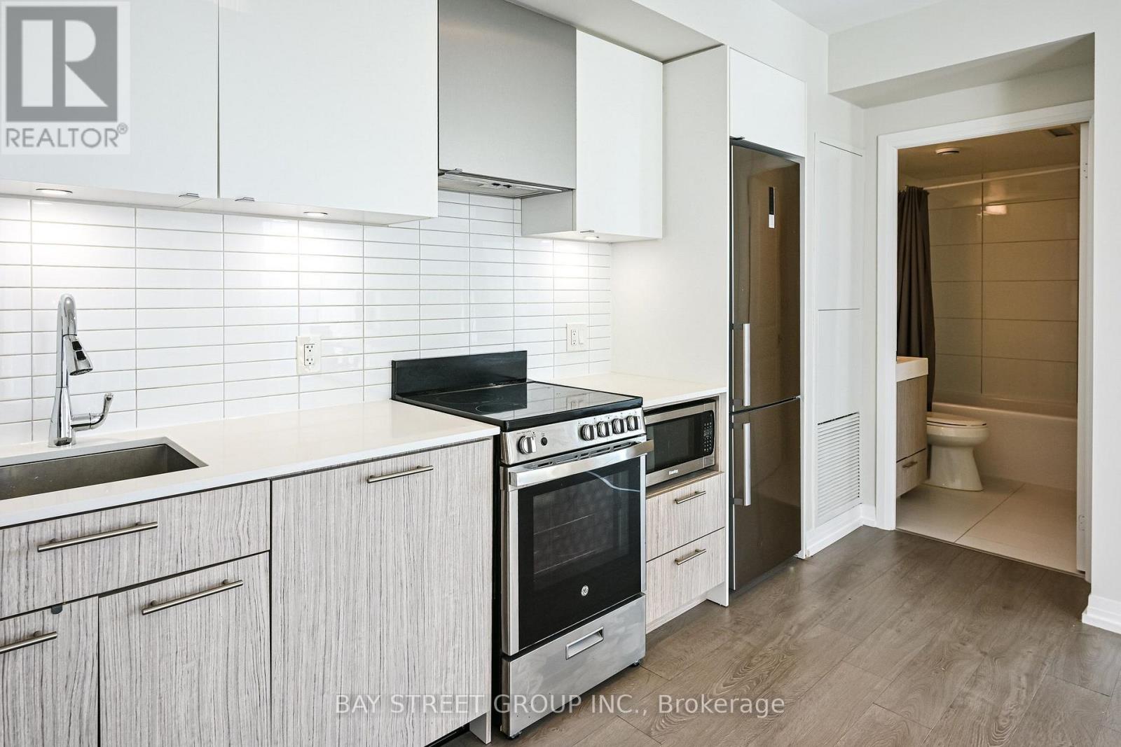 4703 - 251 Jarvis Street Property Photo 24