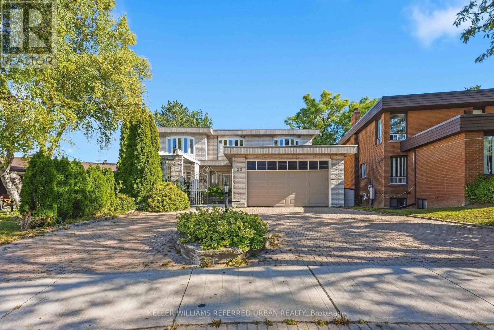 23 Brockington Crescent Property Photo 1