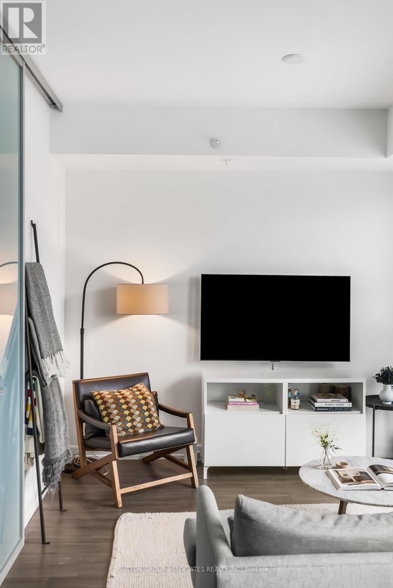 502 - 377 Madison Avenue Property Photo 10