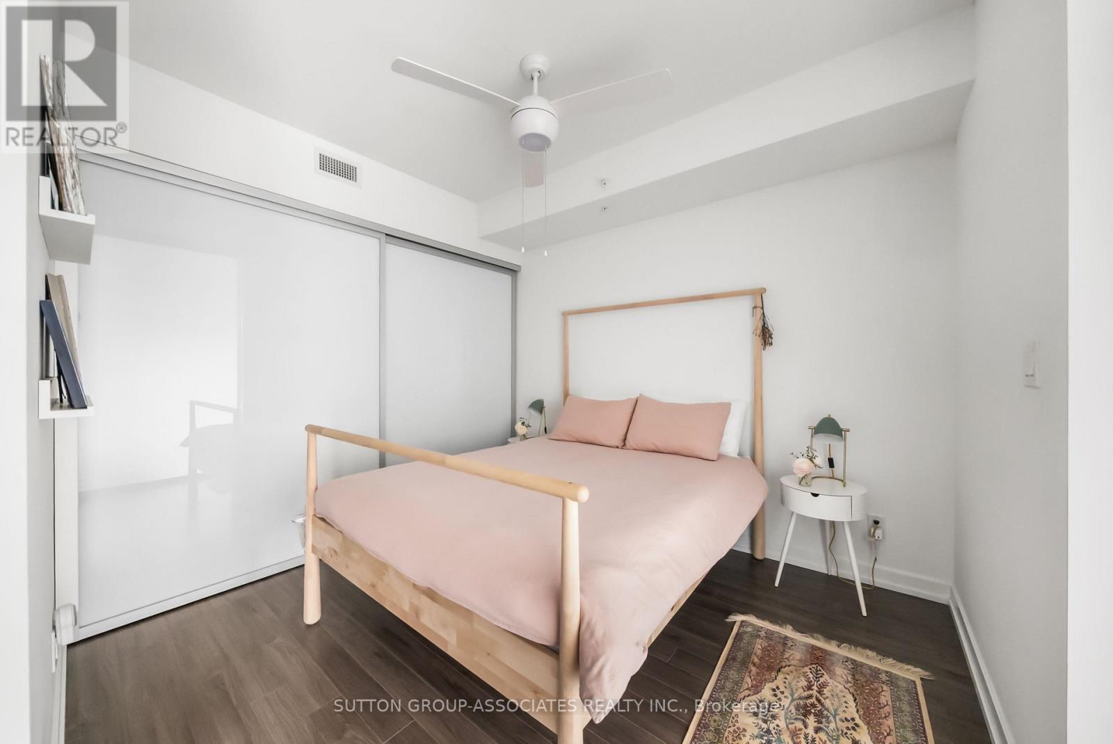 502 - 377 Madison Avenue Property Photo 14