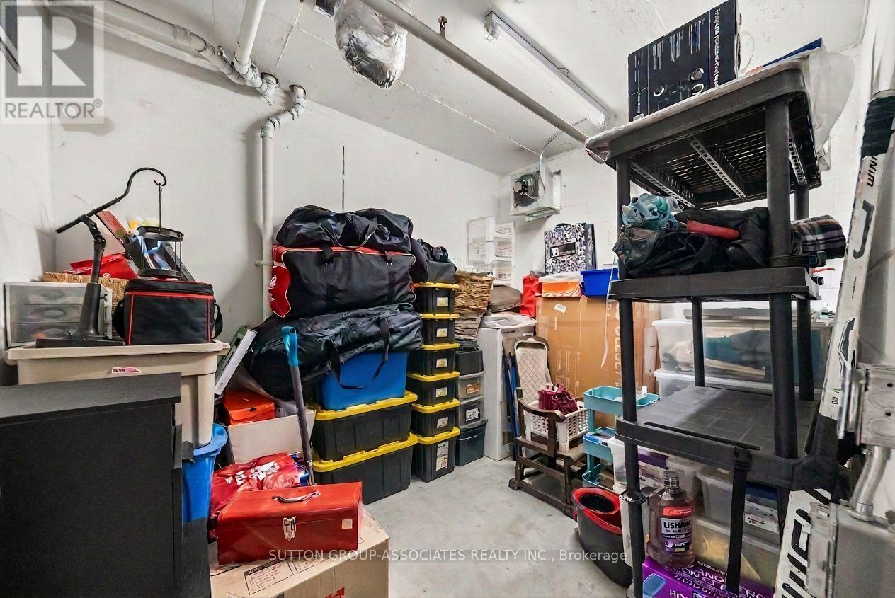 502 - 377 Madison Avenue Property Photo 24