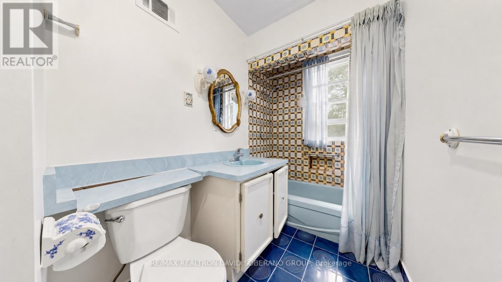108 York Downs Drive Property Photo 15