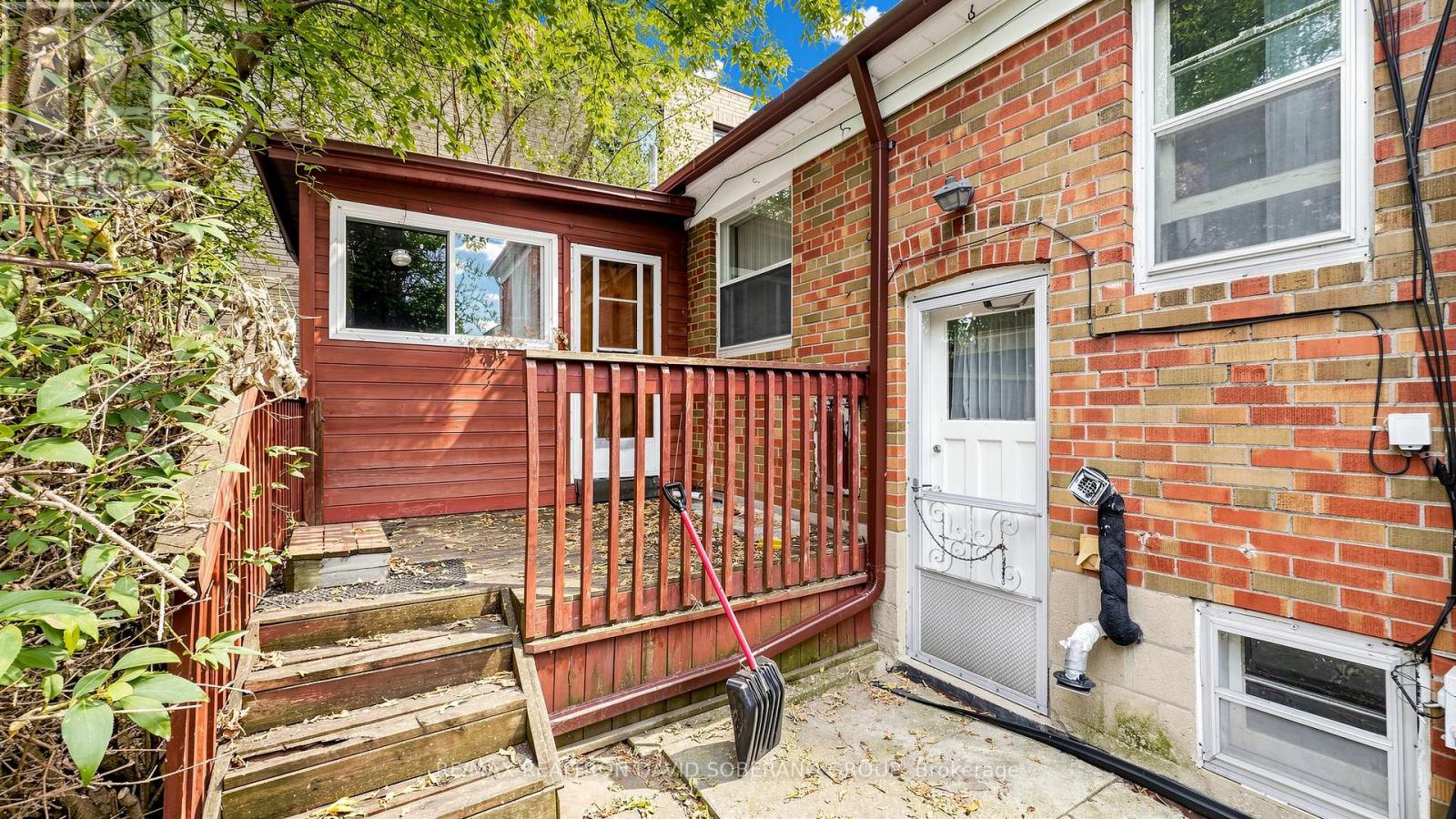 108 York Downs Drive Property Photo 35