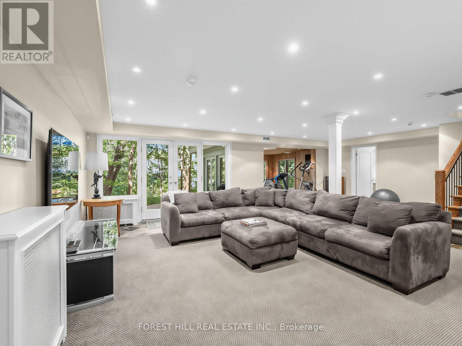 9 Ormsby Crescent Property Photo 31