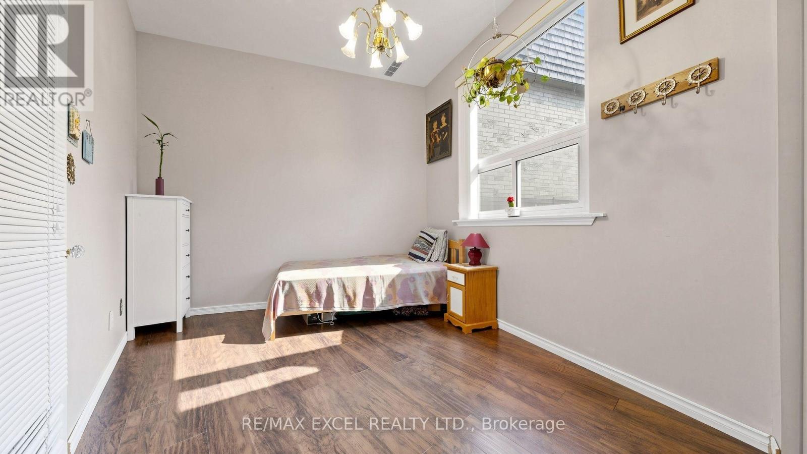 110 Courville Coach Way Property Photo 16