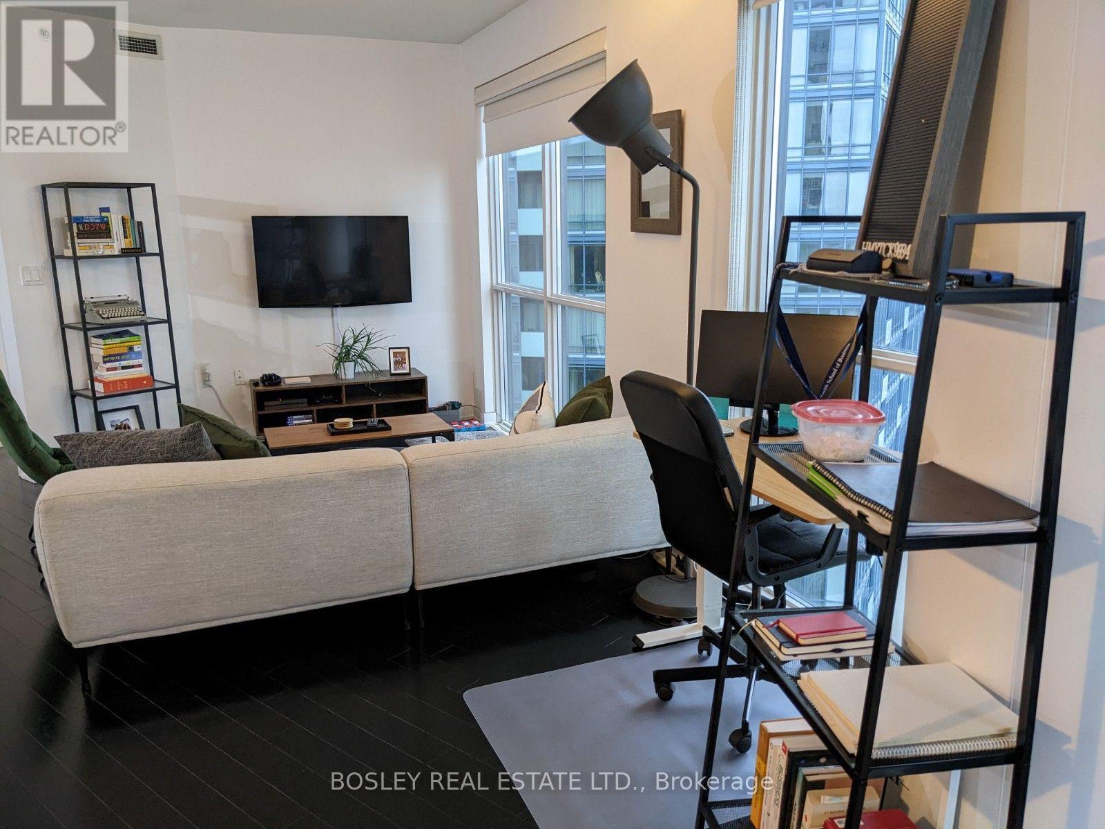 1806 - 1 The Esplanade Avenue Property Photo 7