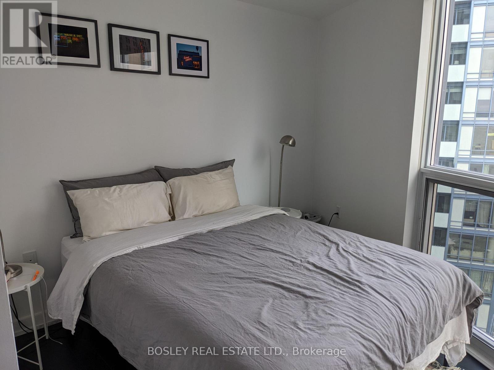 1806 - 1 The Esplanade Avenue Property Photo 14