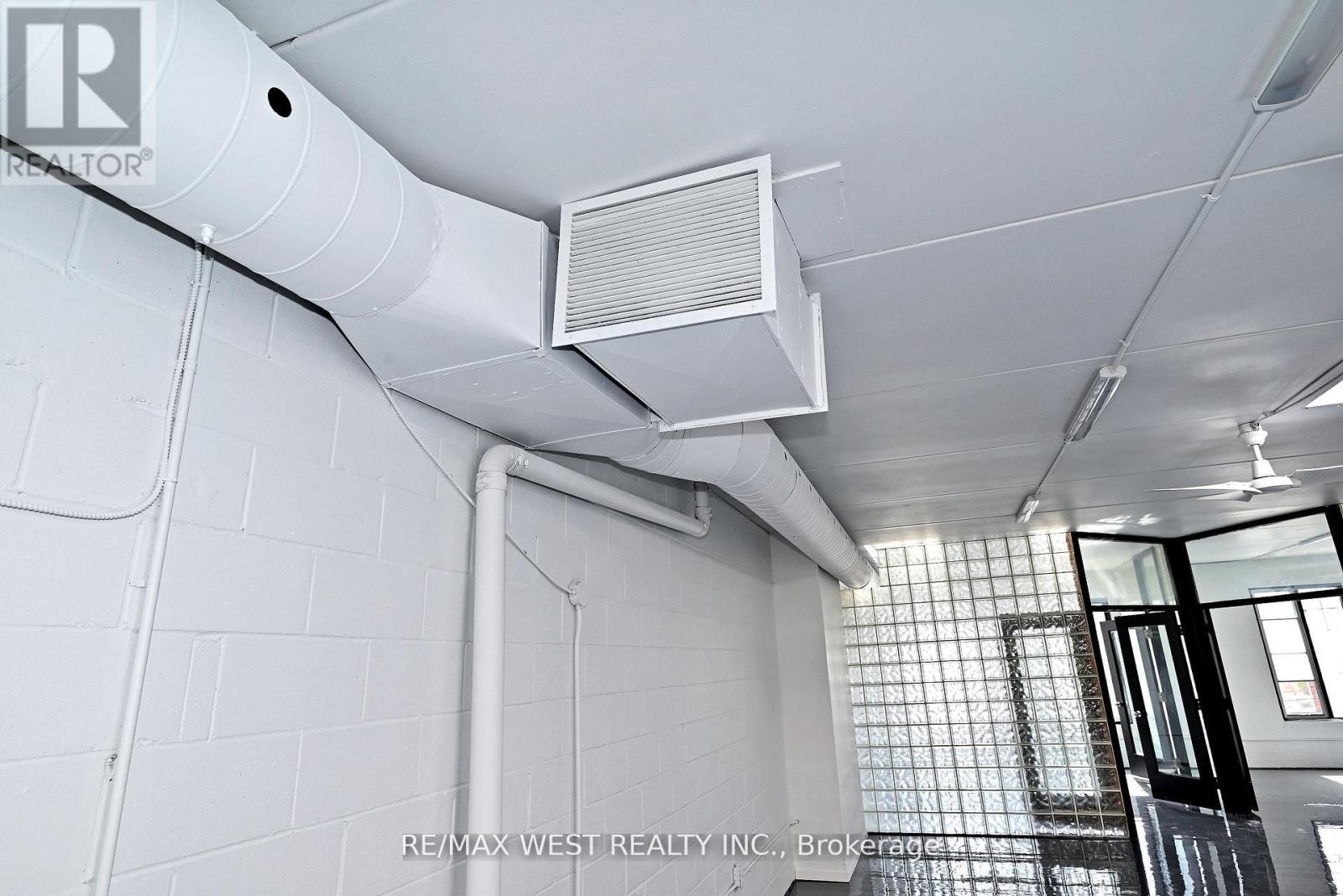 Upper - 31 Atlantic Avenue Property Photo 28