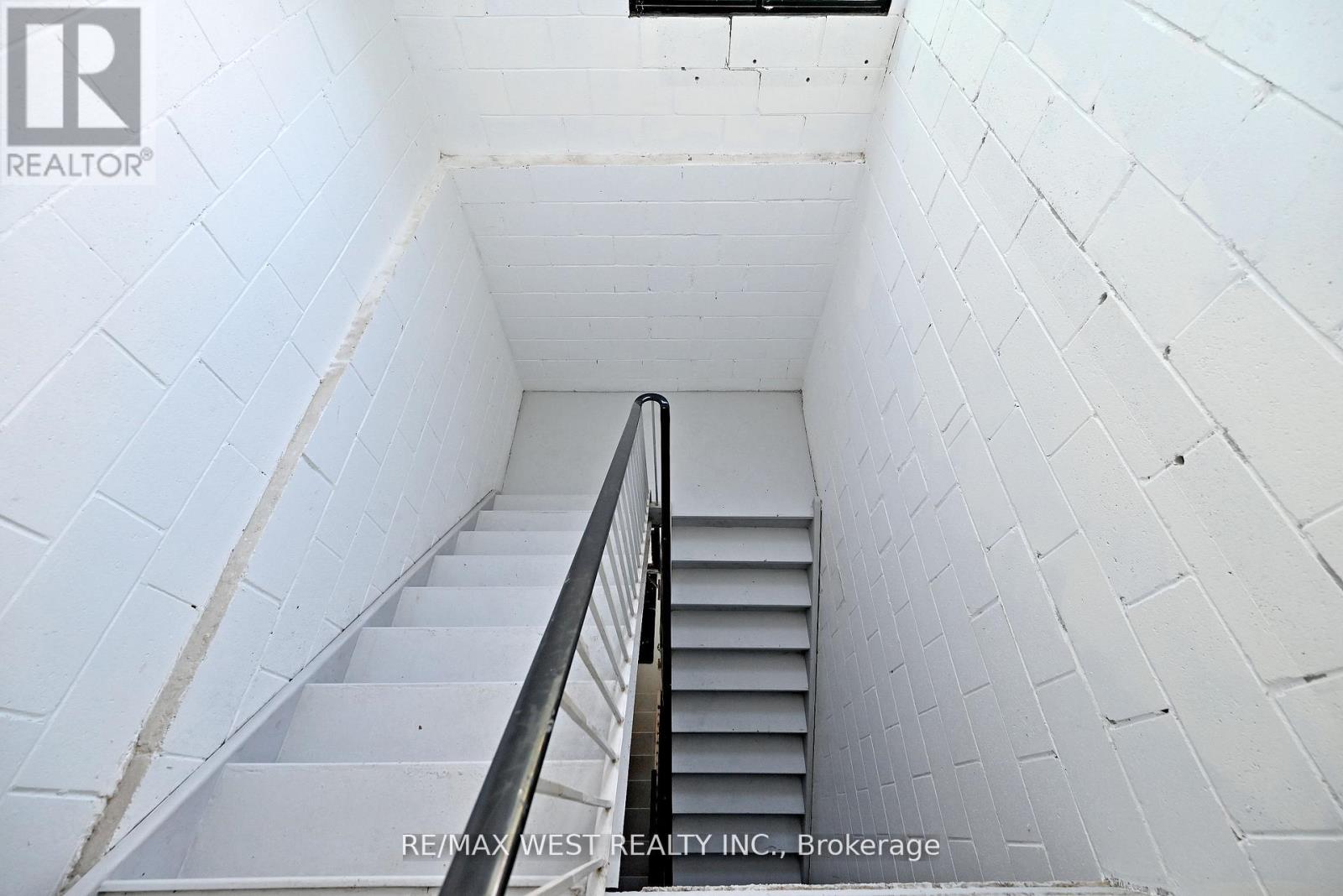 Upper - 31 Atlantic Avenue Property Photo 36