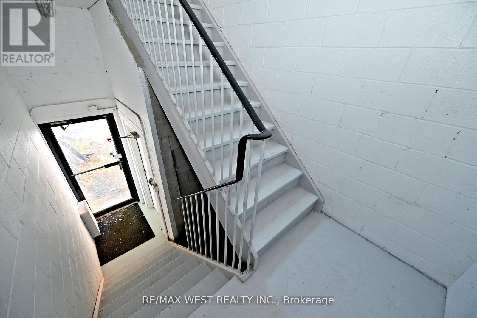 Upper - 31 Atlantic Avenue Property Photo 38
