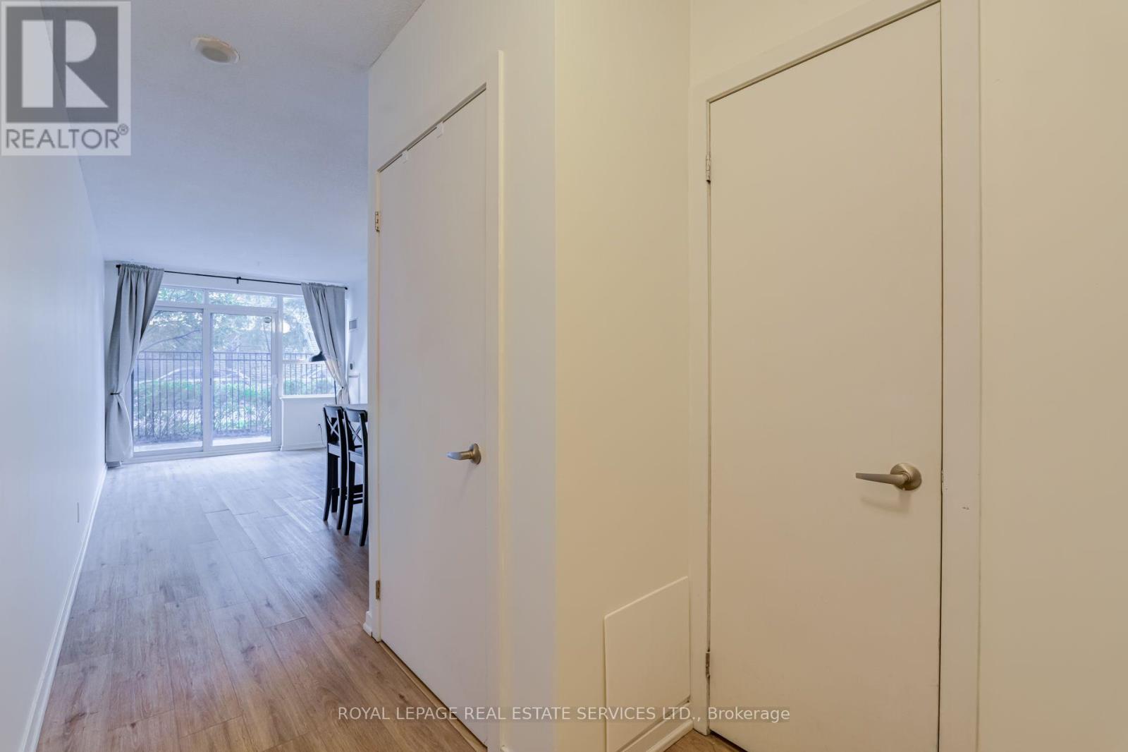 107 - 38 Joe Shuster Way Property Photo 6