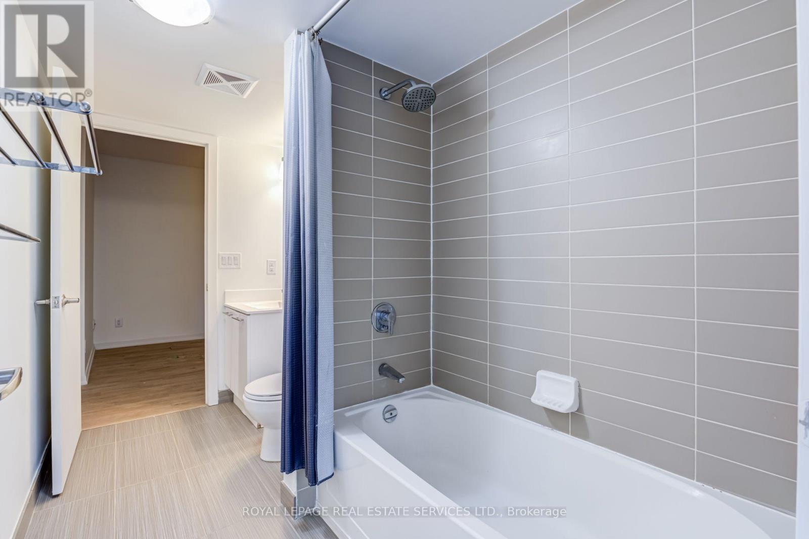 107 - 38 Joe Shuster Way Property Photo 19