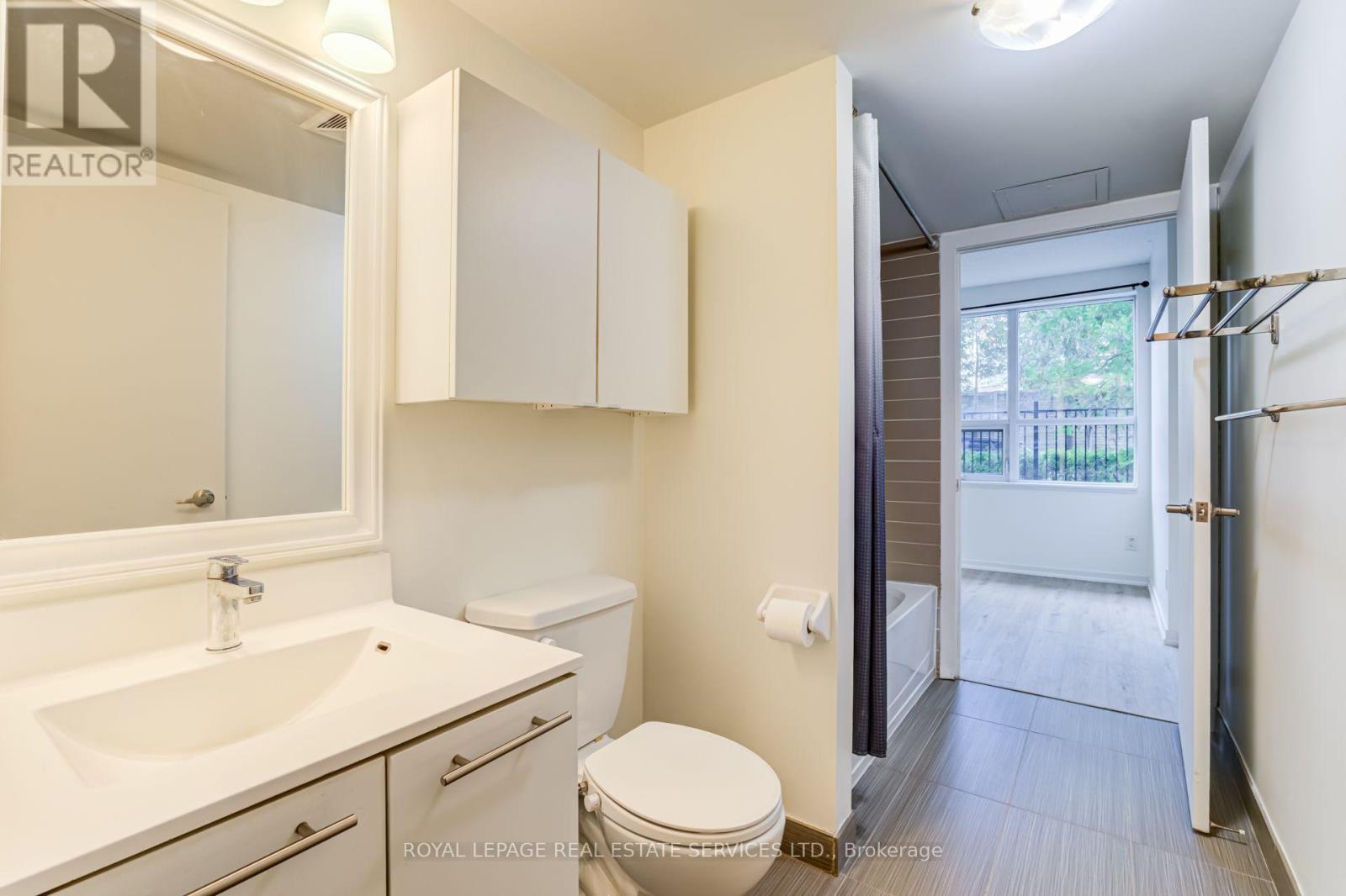 107 - 38 Joe Shuster Way Property Photo 20