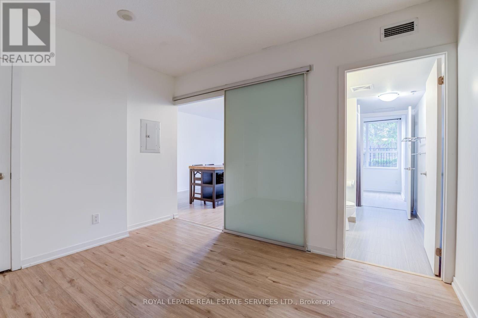 107 - 38 Joe Shuster Way Property Photo 23