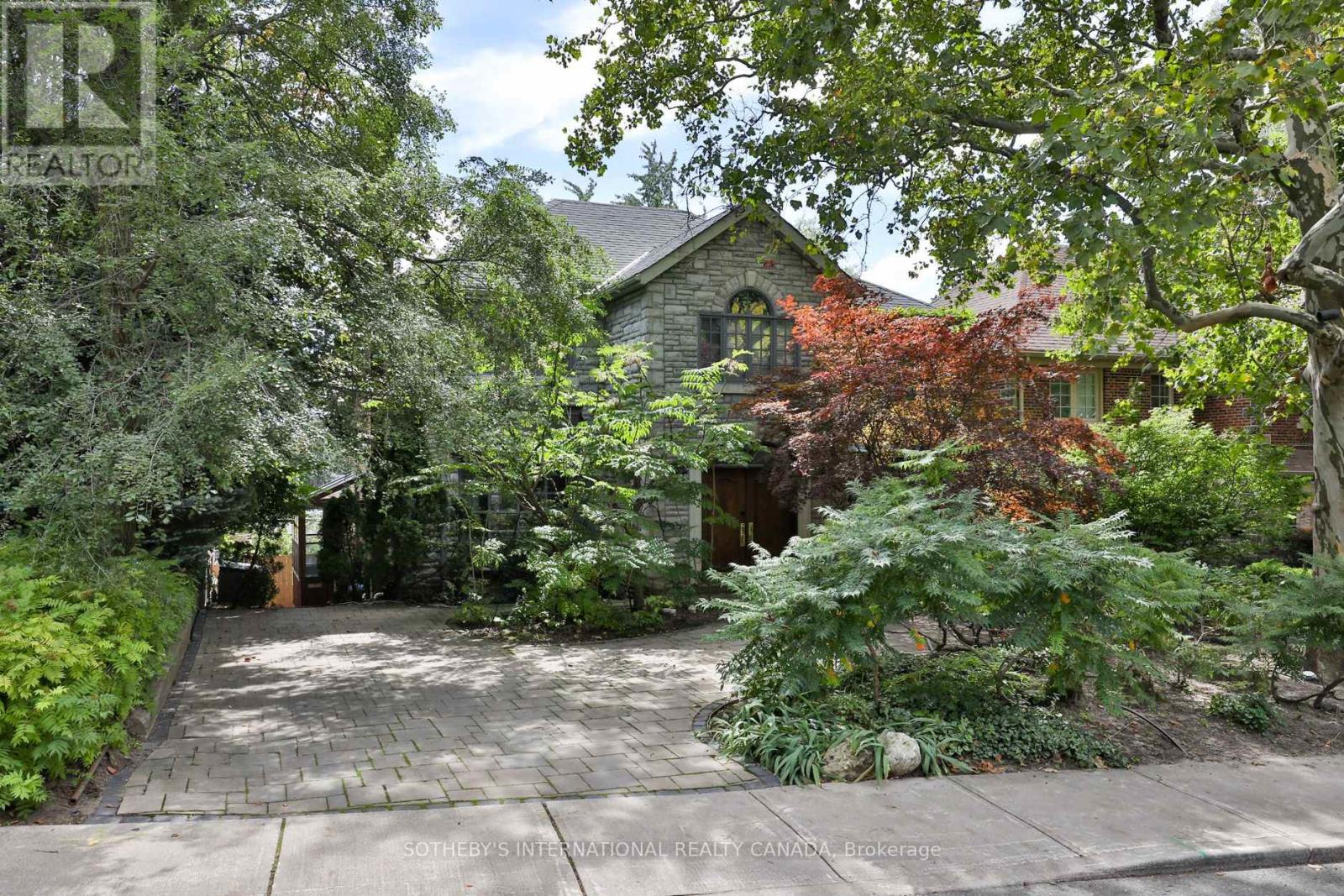 17 WEMBLEY ROAD Property Photo 1