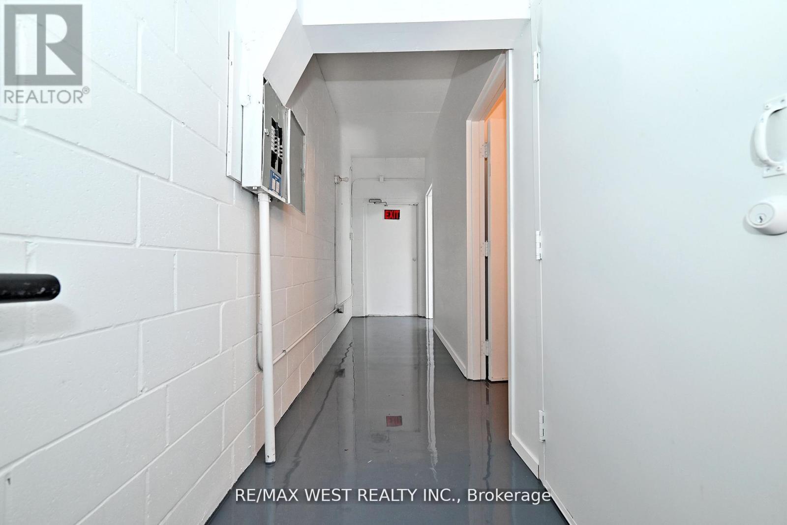 31 Atlantic Avenue Property Photo 8