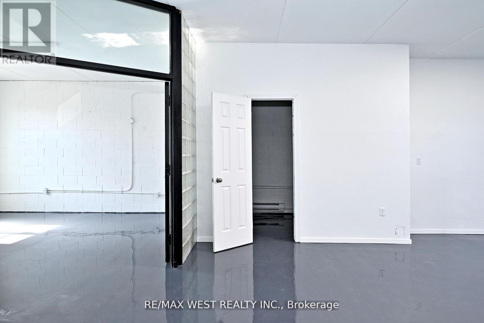 31 Atlantic Avenue Property Photo 29