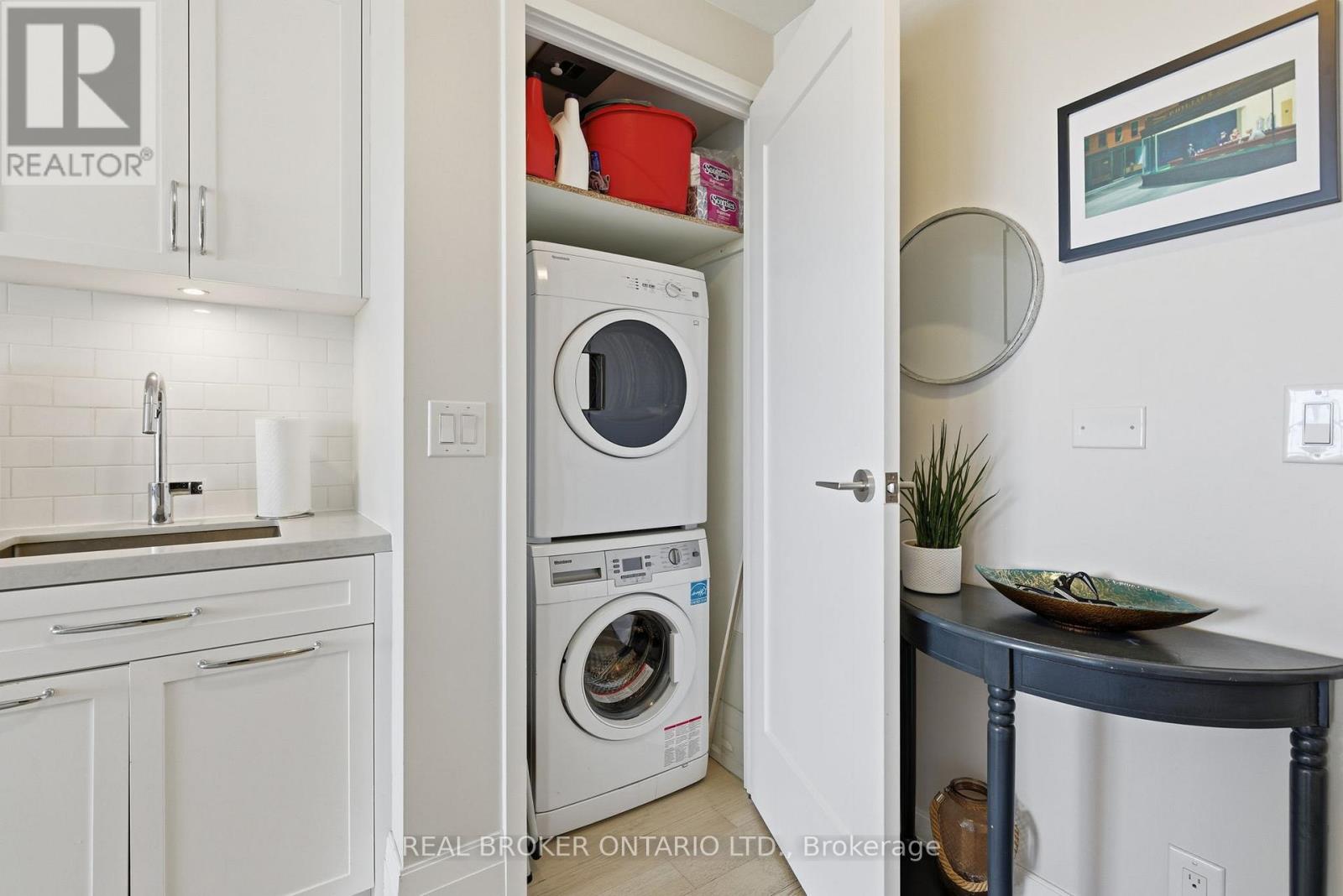 606 - 25 Malcolm Road Property Photo 18