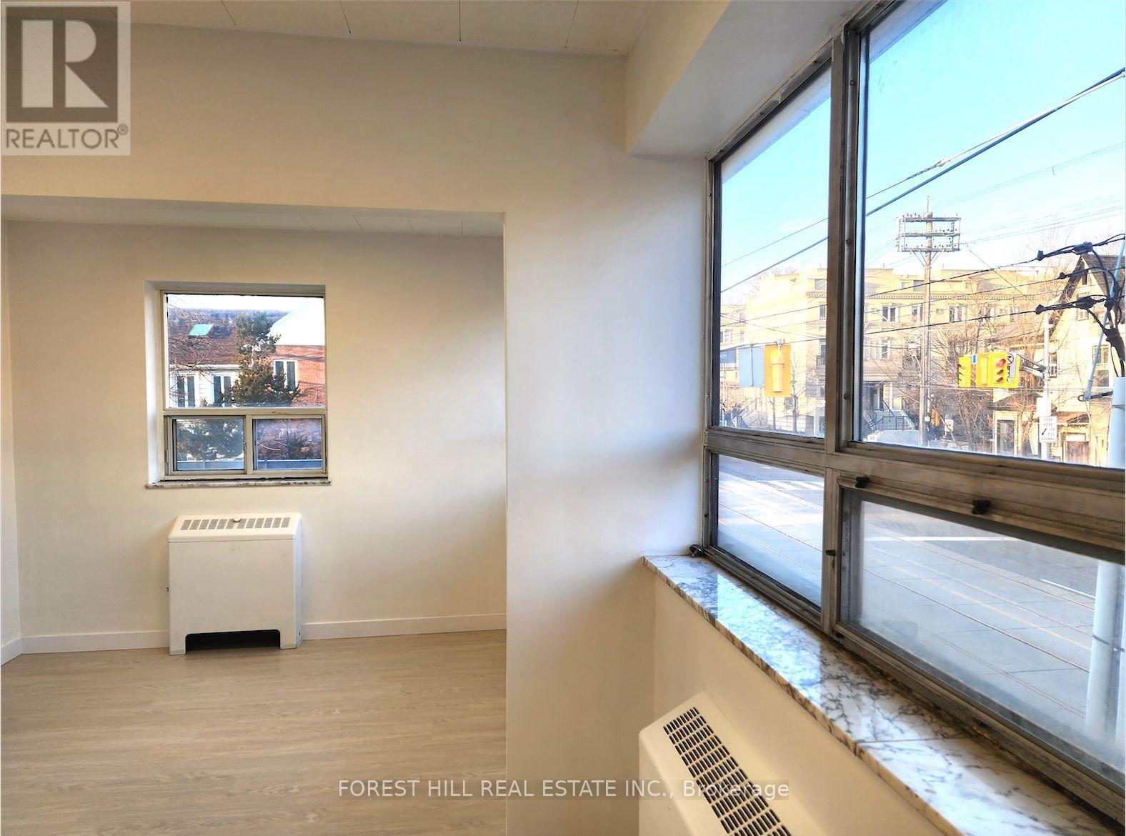 250 - 226 Bathurst Street Property Photo 20