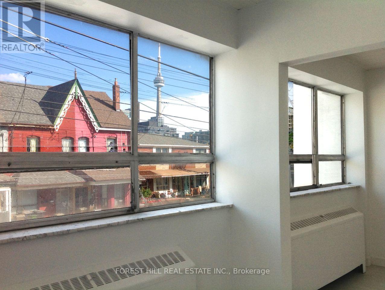250 - 226 Bathurst Street Property Photo 21