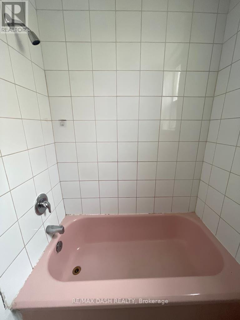 B1 - 50 Neptune Drive Property Photo 11