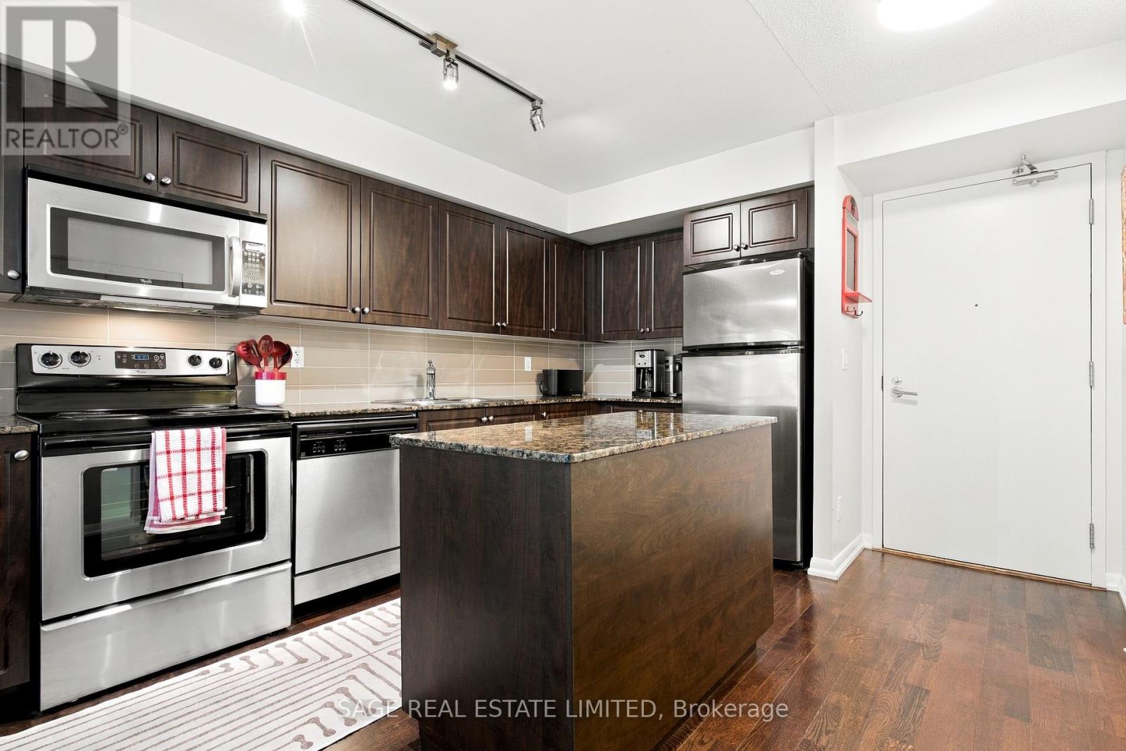 579 - 209 Fort York Boulevard Property Photo 13