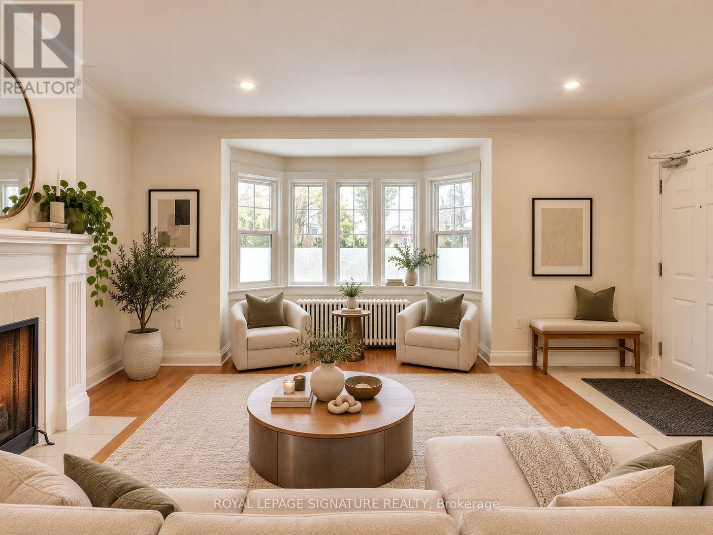 Main - 1691 Bathurst Street Property Photo 4