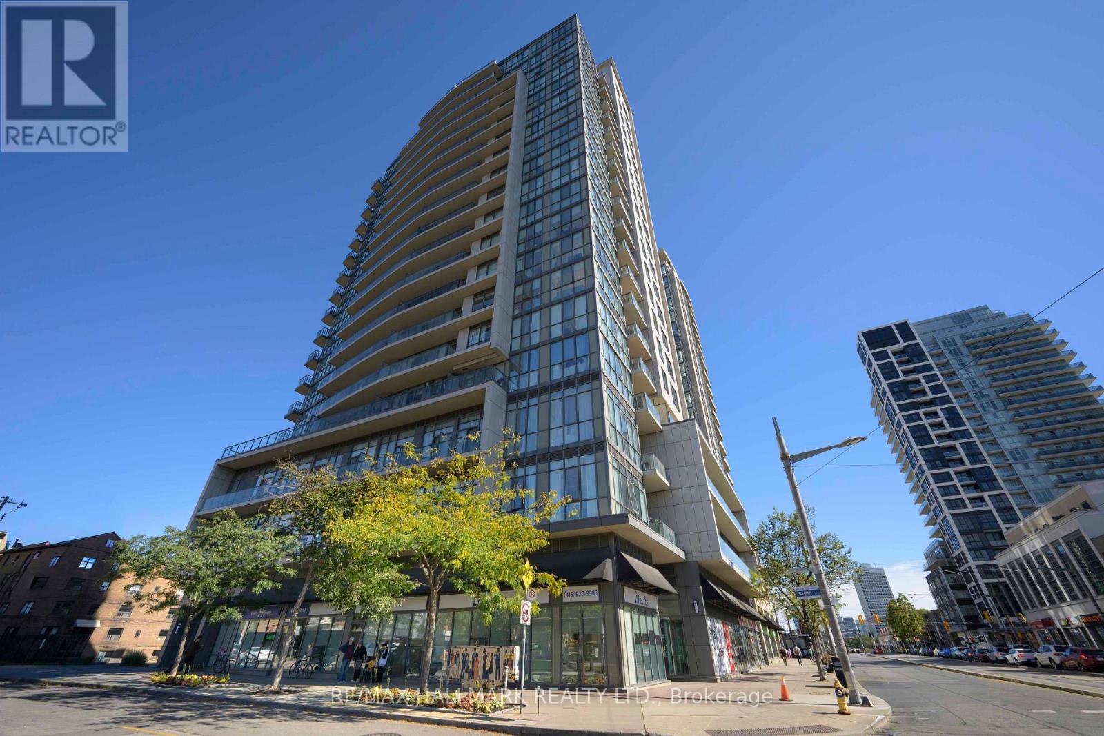 1404 - 530 St Clair Avenue W Photo de la propriété 1