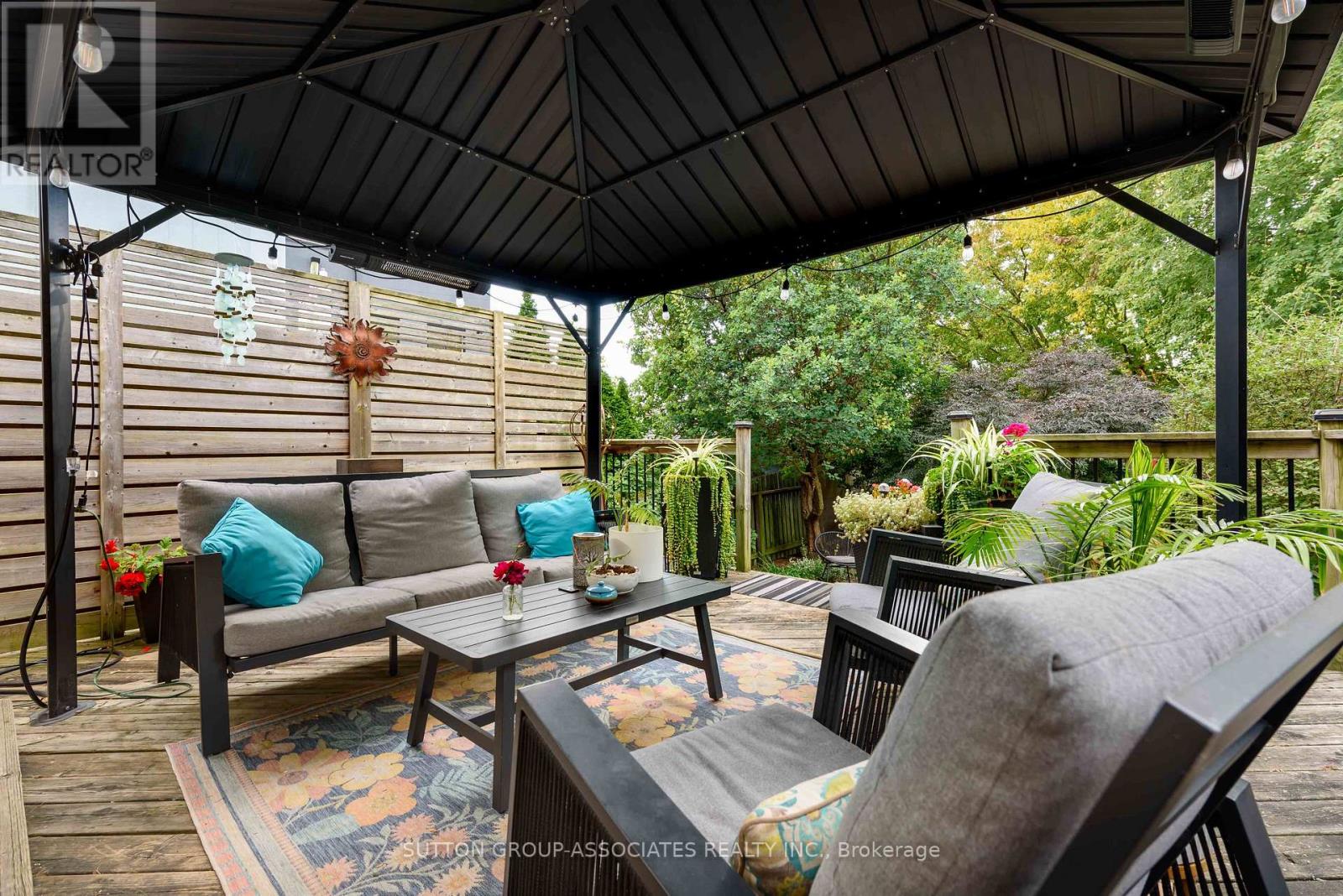 136 Arlington Avenue Property Photo 43