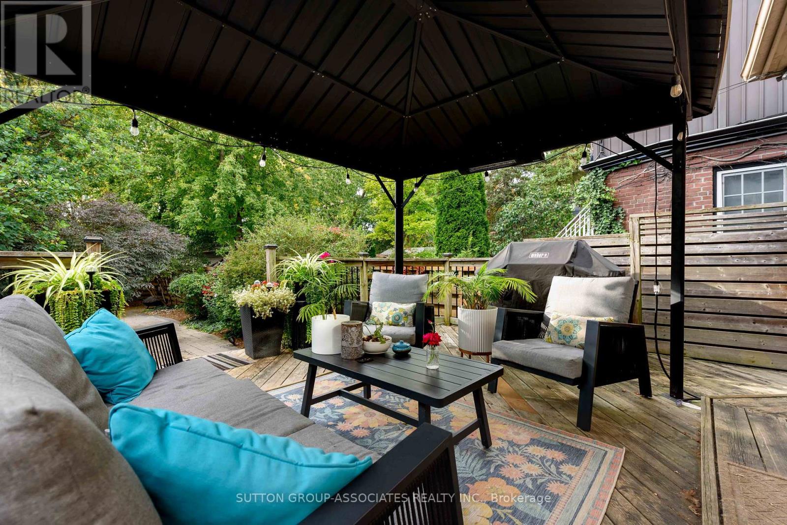 136 Arlington Avenue Property Photo 44