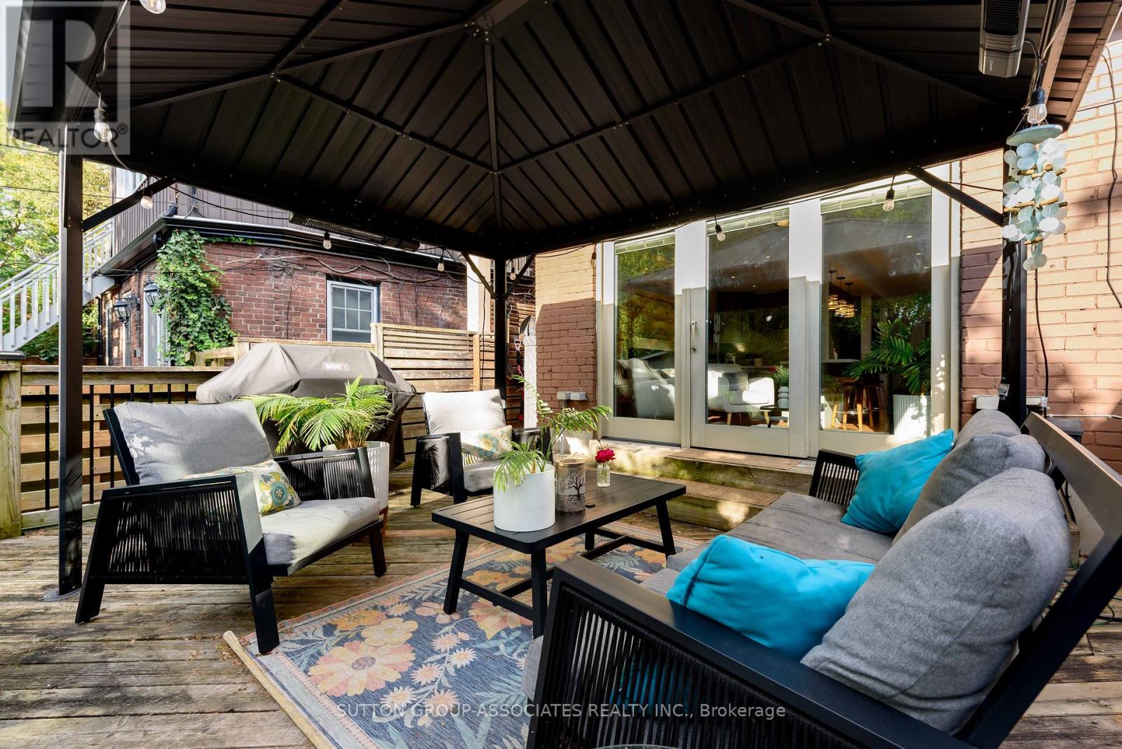 136 Arlington Avenue Property Photo 45